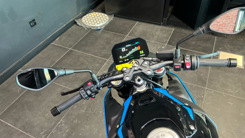BMW S 1000 R (25MY)